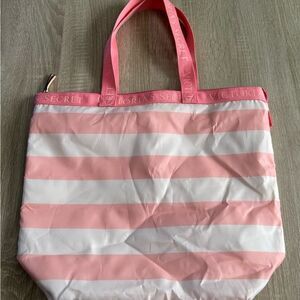 PREOWNED … VICTORIA’S SECRET “Insulated” Cooler / Tote Bag